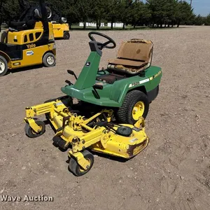 John Deere F525 lawn mower