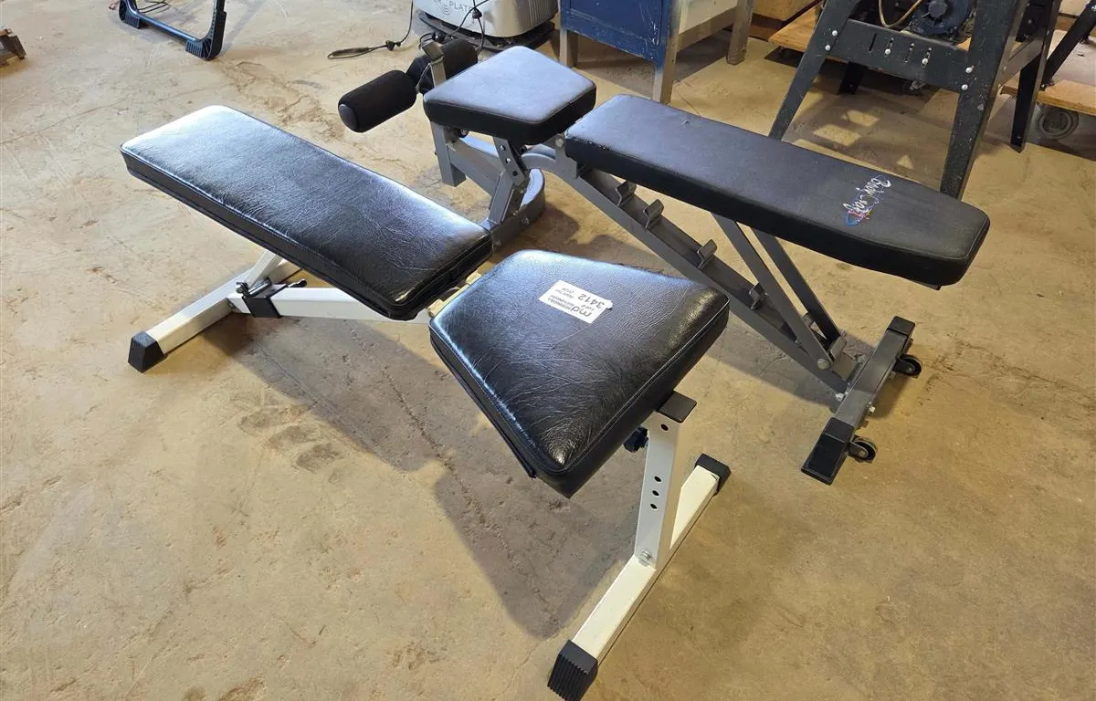 (2) Adjustable Exercise Benches
UNRESERVED