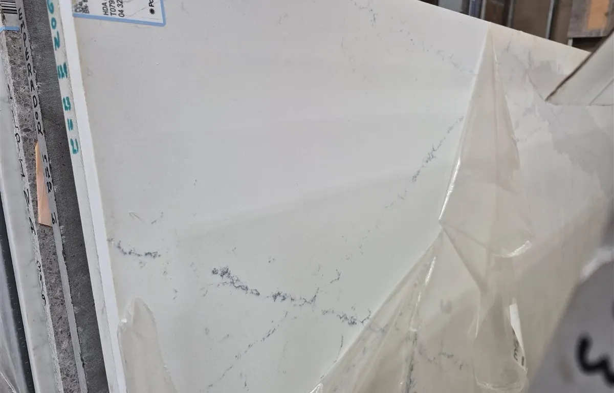 (4) Assorted 1/2 Sized Quartz Slabs
UNRESERVED