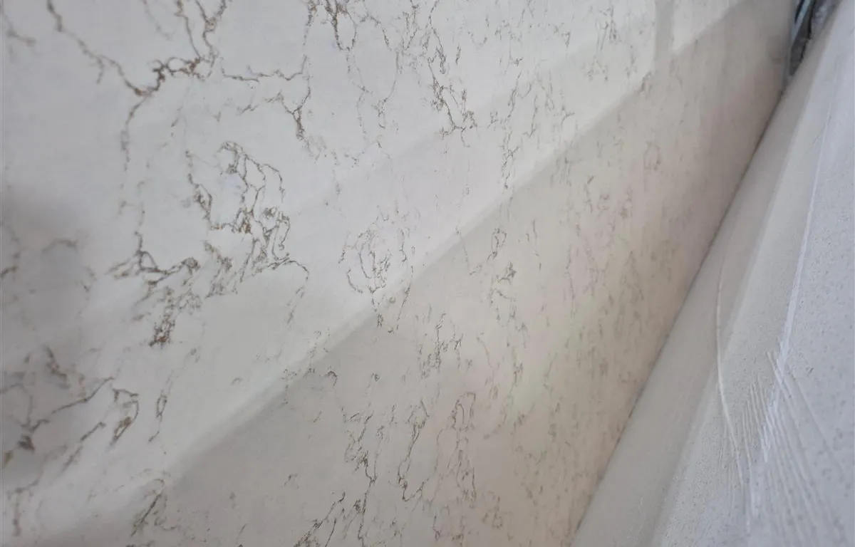 (4) Assorted 1/2 Sized Quartz Slabs
UNRESERVED