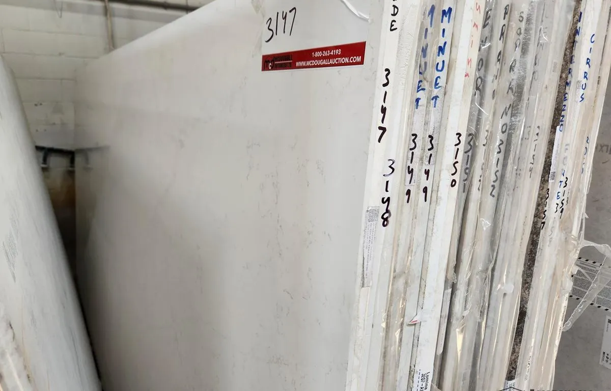 Quartz Slab
UNRESERVED