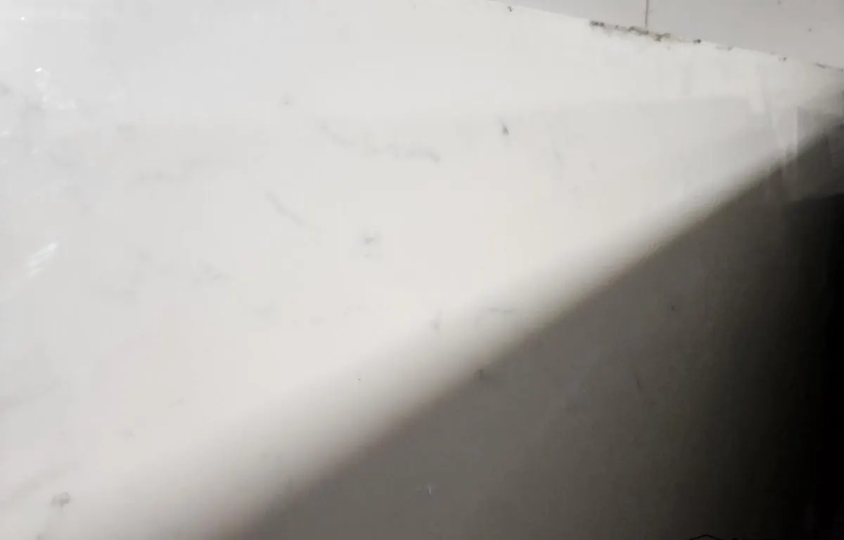 Quartz Slab
UNRESERVED