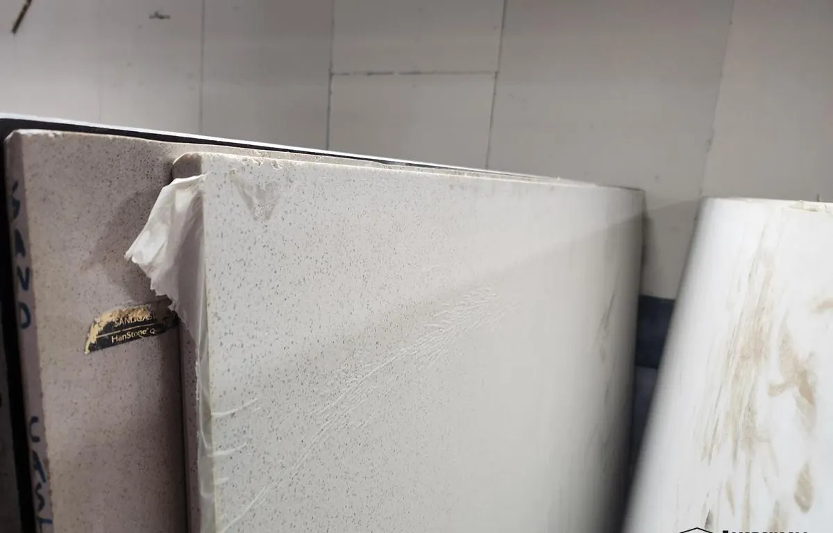 HanStone Fresco Castle Quartz Slab
UNRESERVED