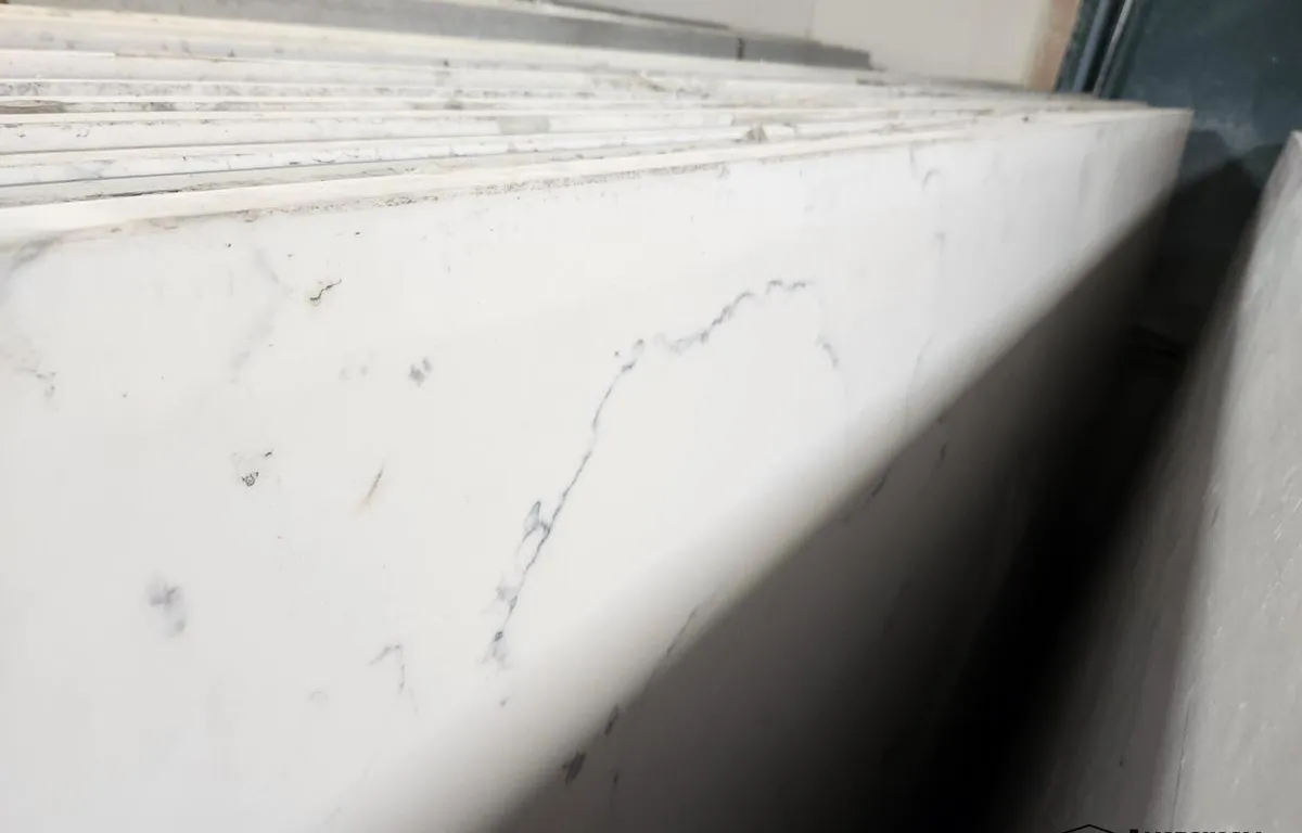 Quartz Slab
UNRESERVED