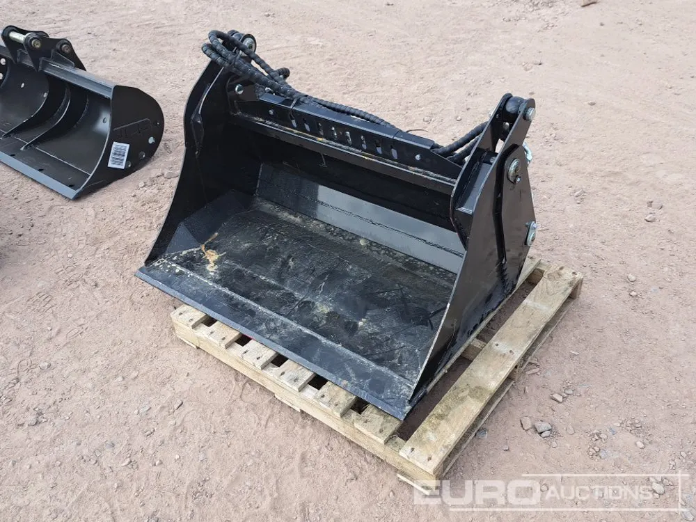 Unused GIYI XKH39F 40" Hydraulic 4 in 1 Bucket to suit Mini Skidsteer