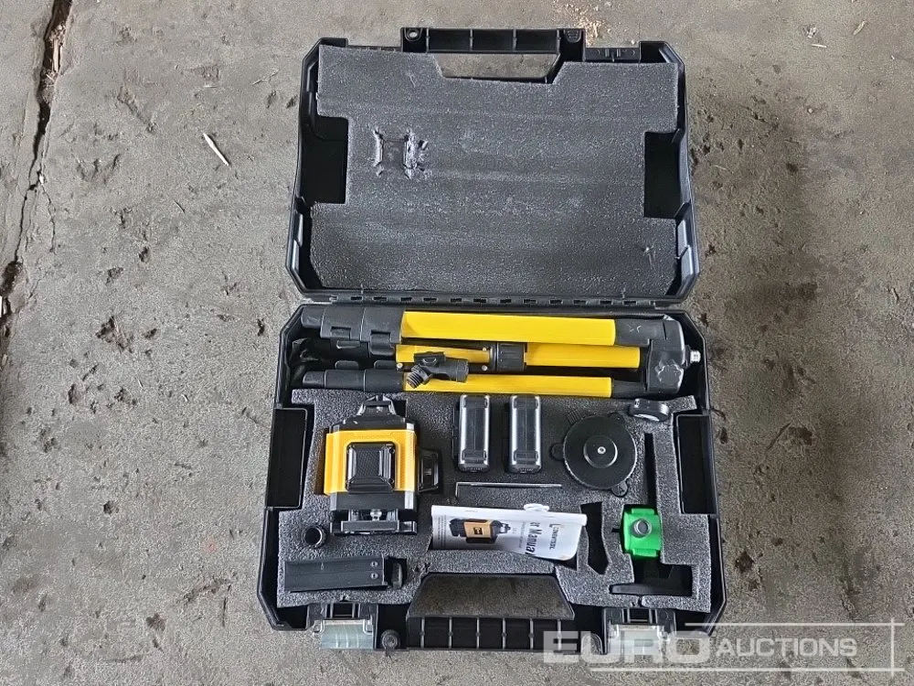 Unused ONEVAN 4D, 16-Line, 360° Green Laser Level Set, 2 Batteries, 1m Tripod, Remote Control, Wall Mount, Carry Case