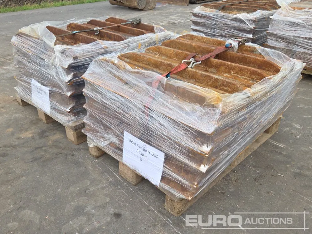 Pallet of 910mm Steel Tracks to suit Komatsu D85