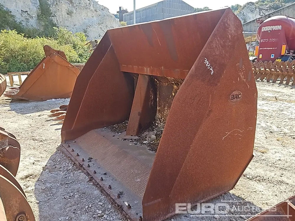 BAC 98" Hi Tip Bucket to suit Wheeled Loader