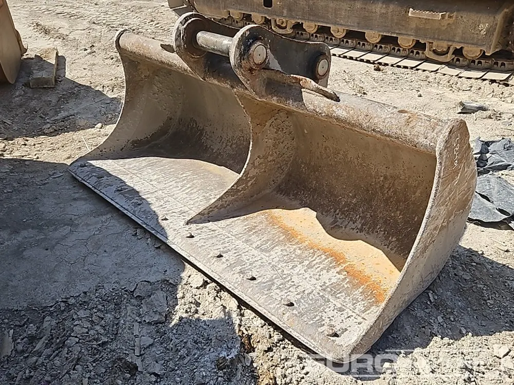 Strickland 84" Digging Bucket 80mm Pin to suit 20 Ton Excavator
