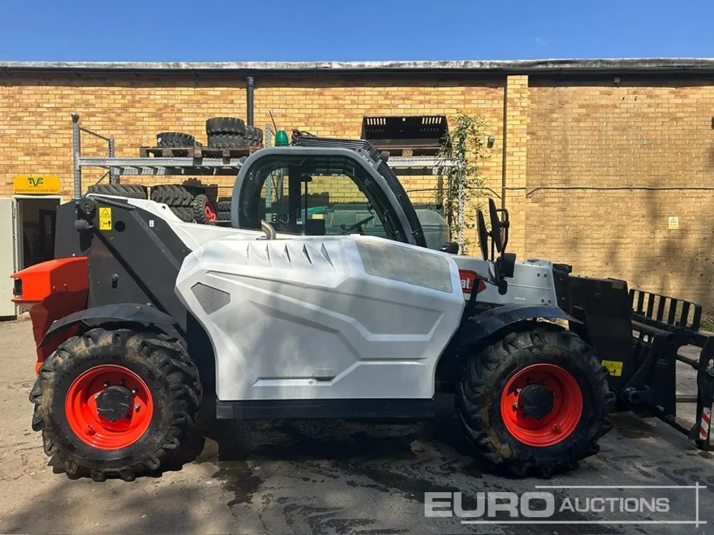 2021 Bobcat T35.105L