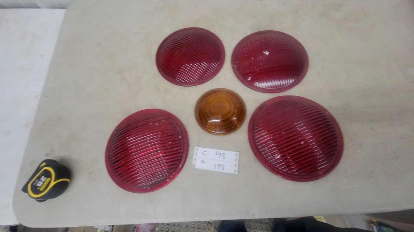 Glass Lenses: 4 Red 8.6” Diameter and 1 Amber Round Lens