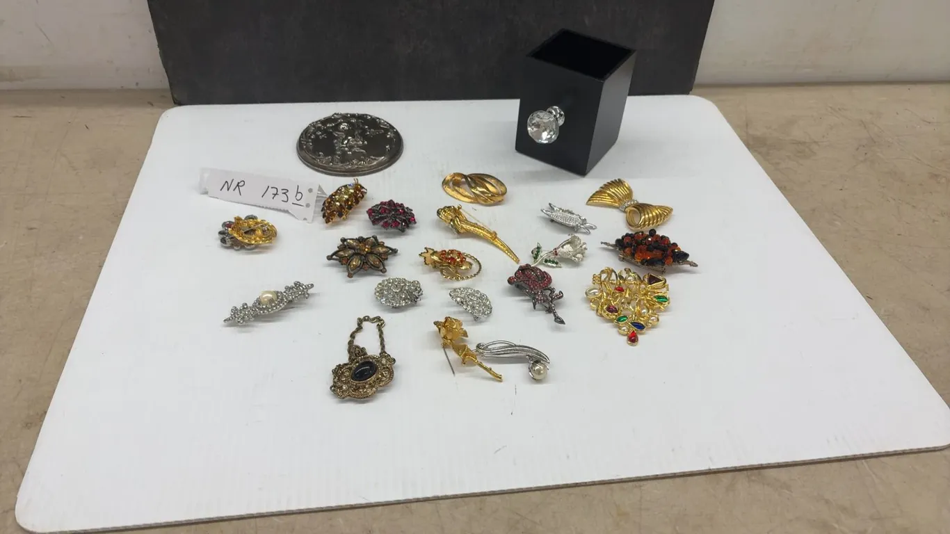 Vintage Brooches, Silver Plated Ladies Compact Mirror and Decorative Gem Box