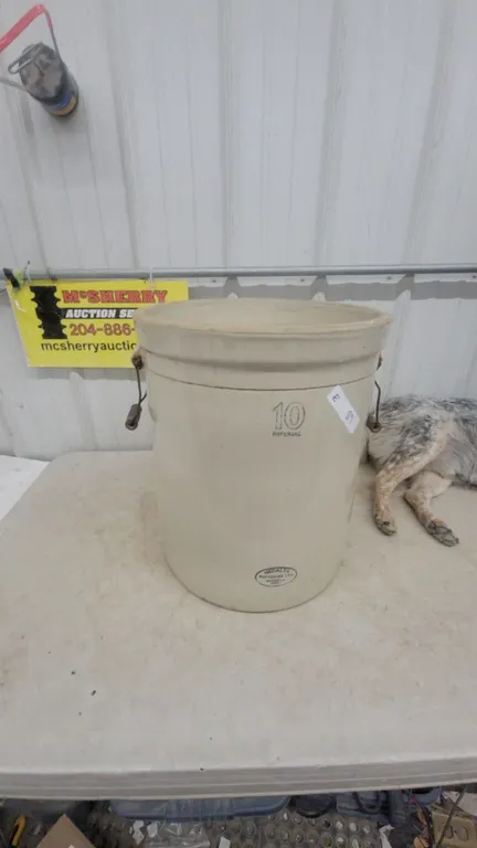 Medalta Pottery 10 Imperial Crock with Lid and Wire Bail Handle