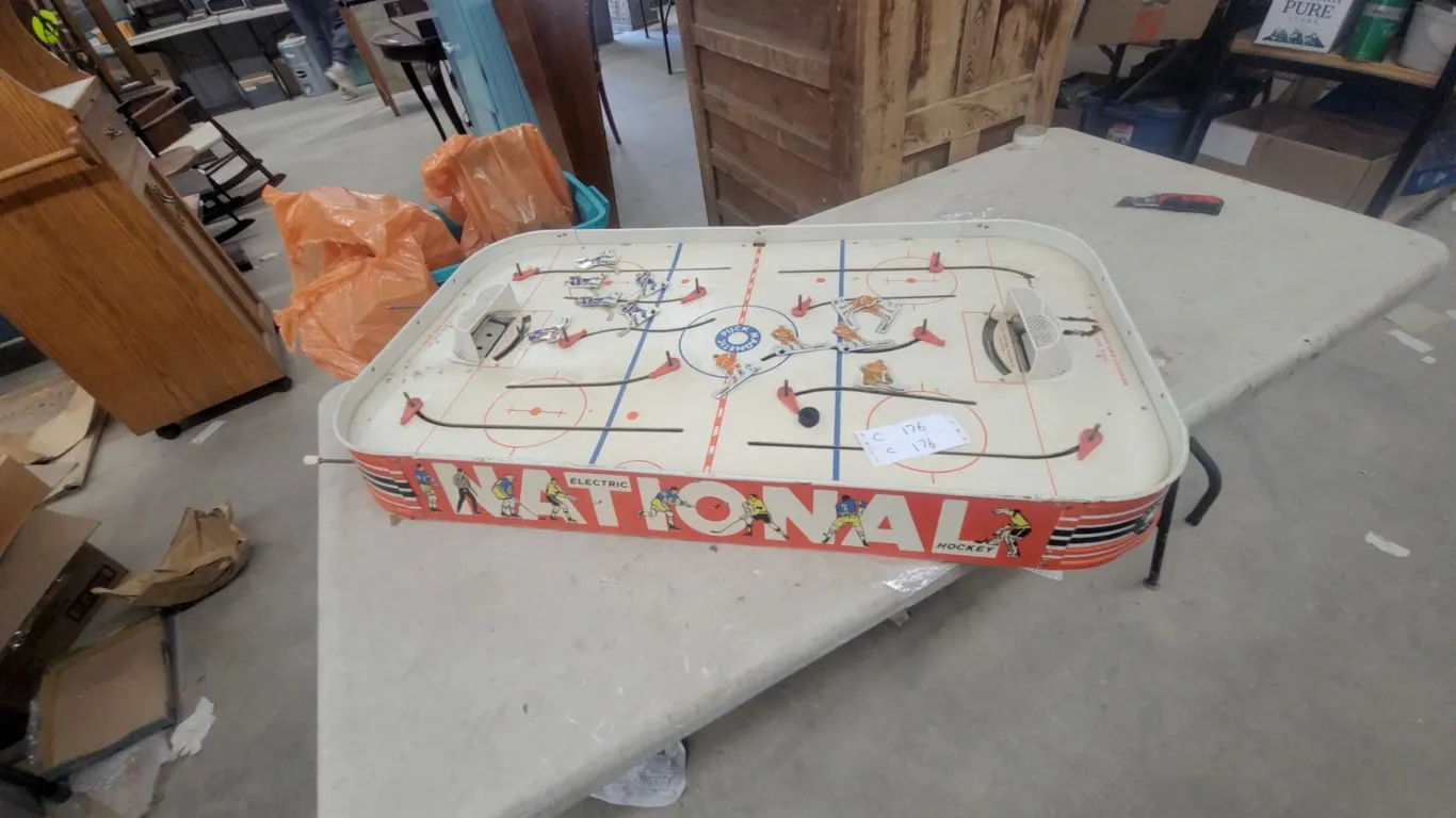 National Electric Hockey Magnetic Puck Tabletop Game, wirh players