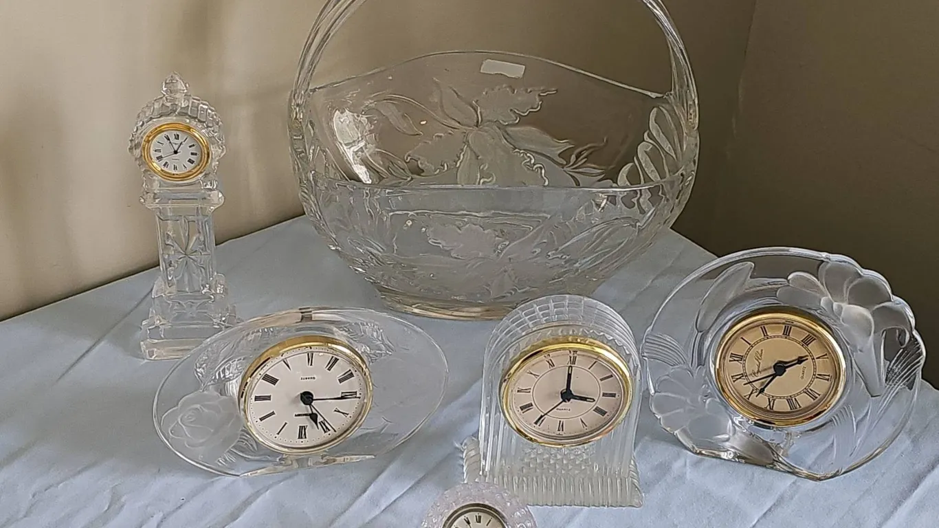Crystal Clocks Collection With Irena Poland Floral Bowl