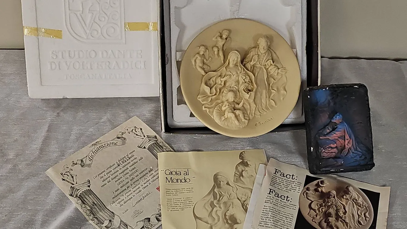 Studio Dante di Volteradici Toscana Italia Relief Plaque with COA