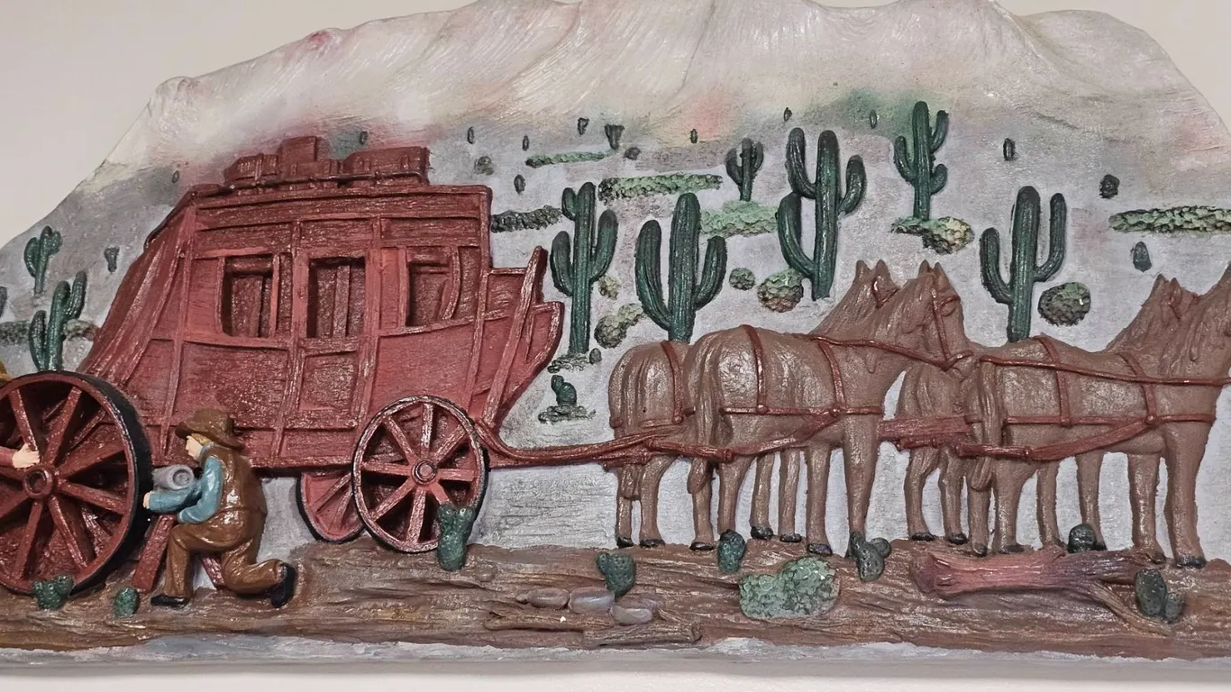 Western-Themed Painted Plaster Wall Plaques