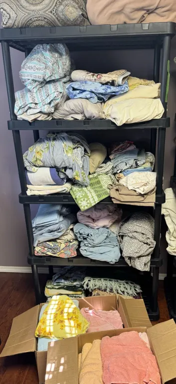 Linens and Towels Lot