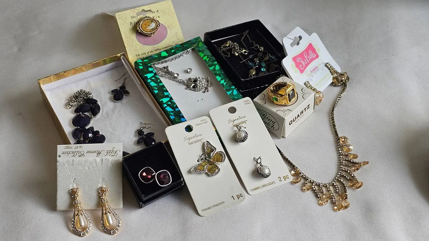 Fashion Jewellery and Watches Collection