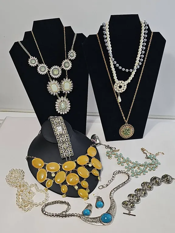Costume Jewellery Lot Including Necklaces, Bracelets, Earrings, Watch