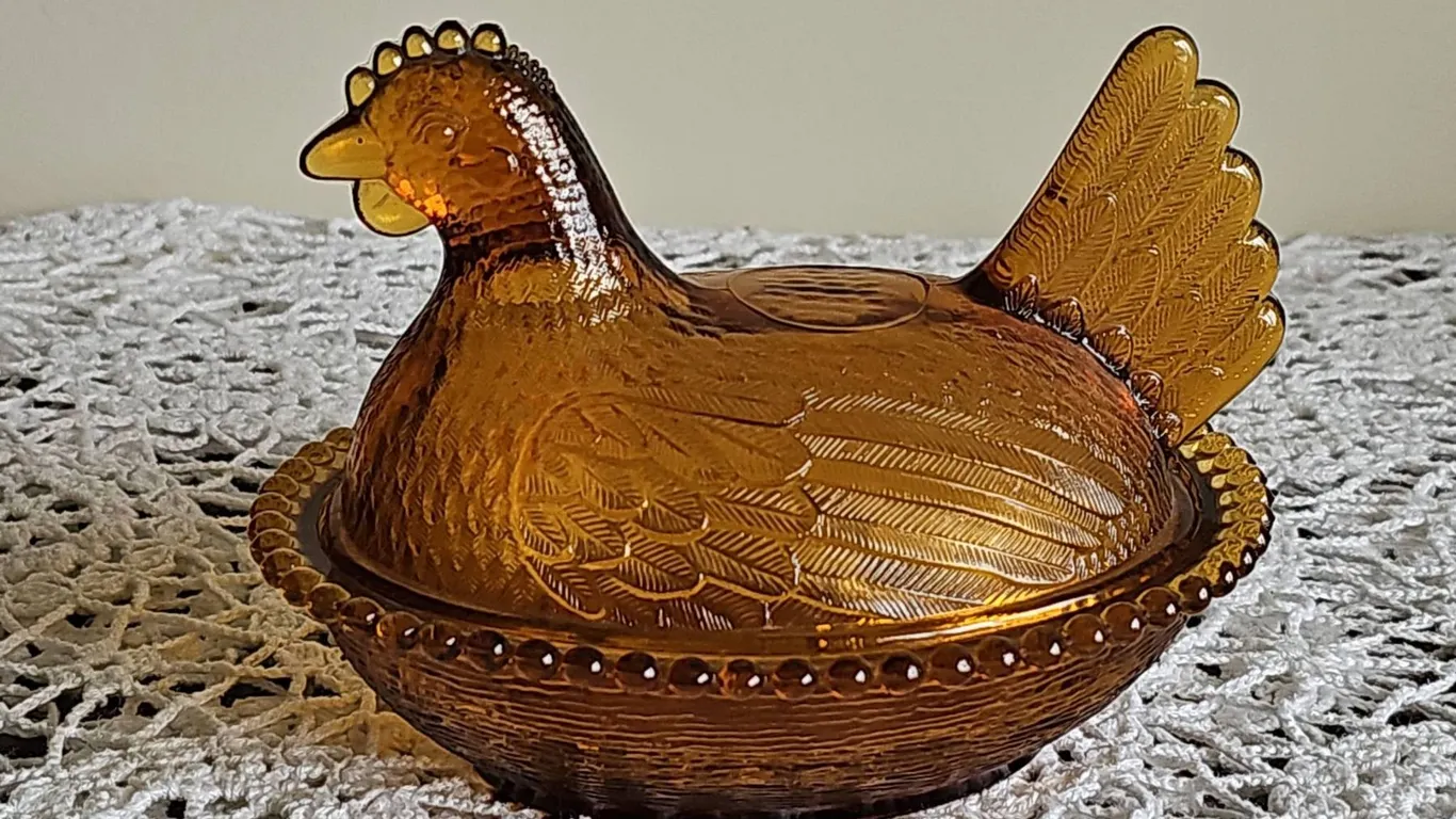 Amber Glass Hen on Nest Covered Dish