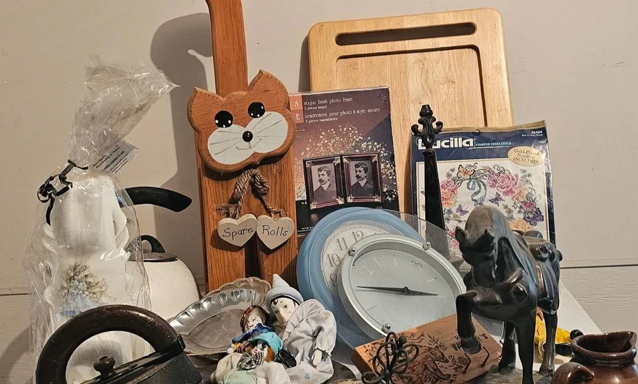 Household Items and Decor Lot