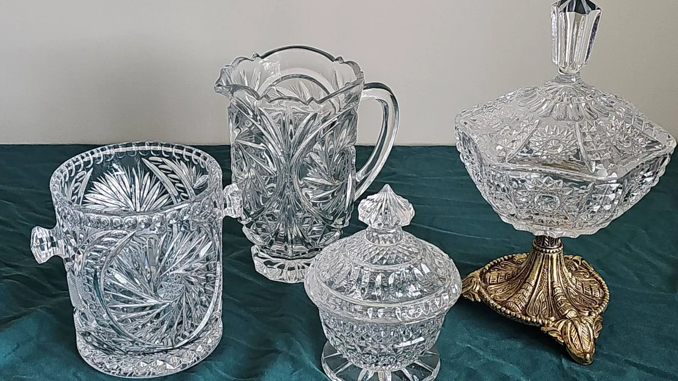 Cut Glass Crystal Tableware Set, 4 Pieces