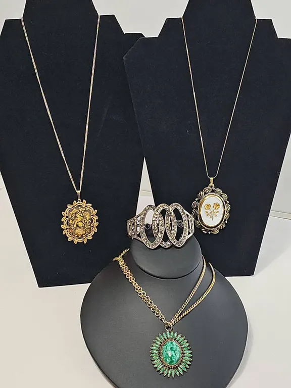 Costume Jewellery Lot: 4 Pendants and 1 Braceletc