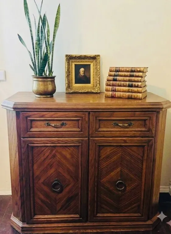 Wooden Entrance Way Cabinet