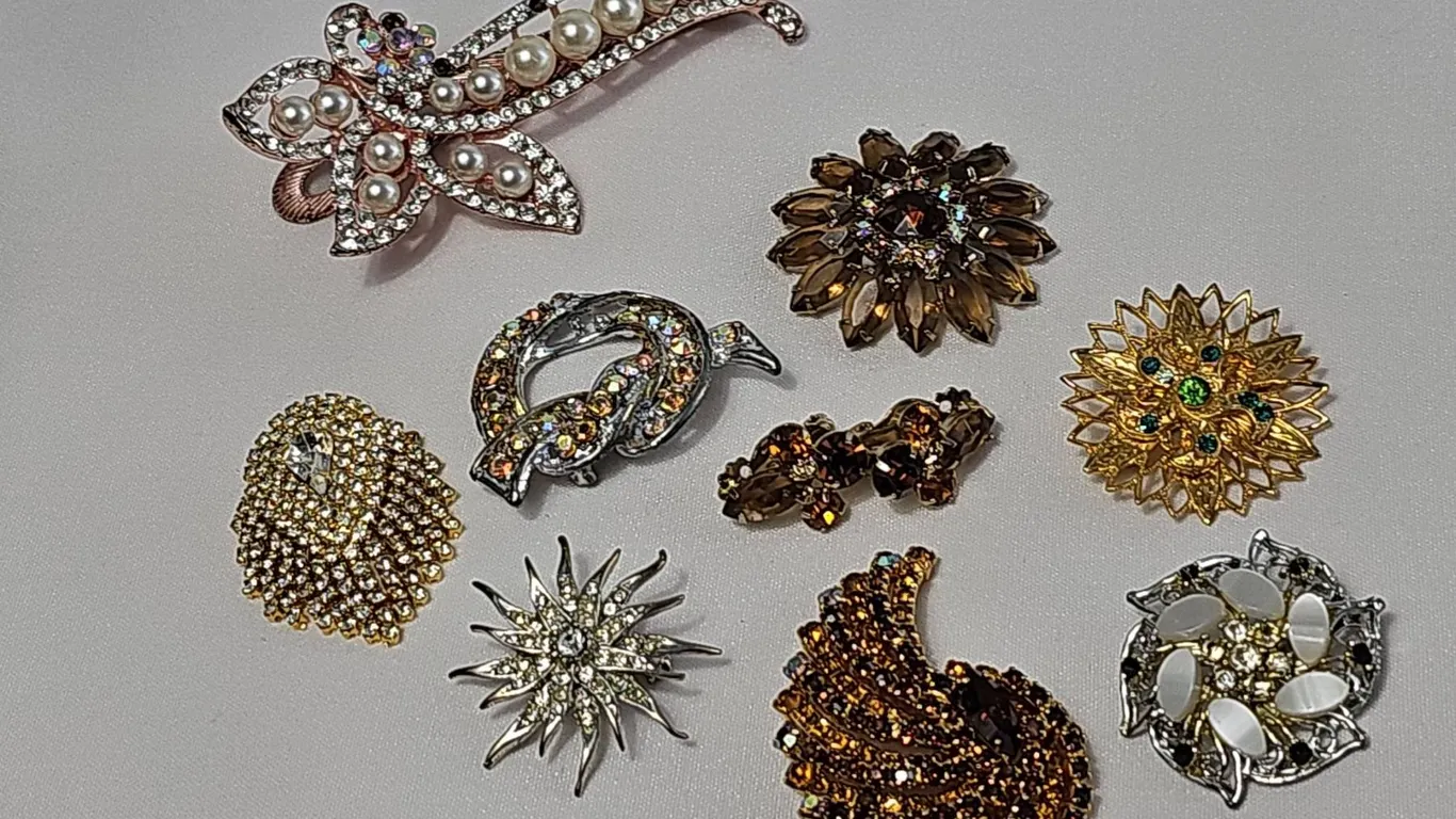 Rhinestone and Faux Pearl Brooch and Clip-On Earrings Lot