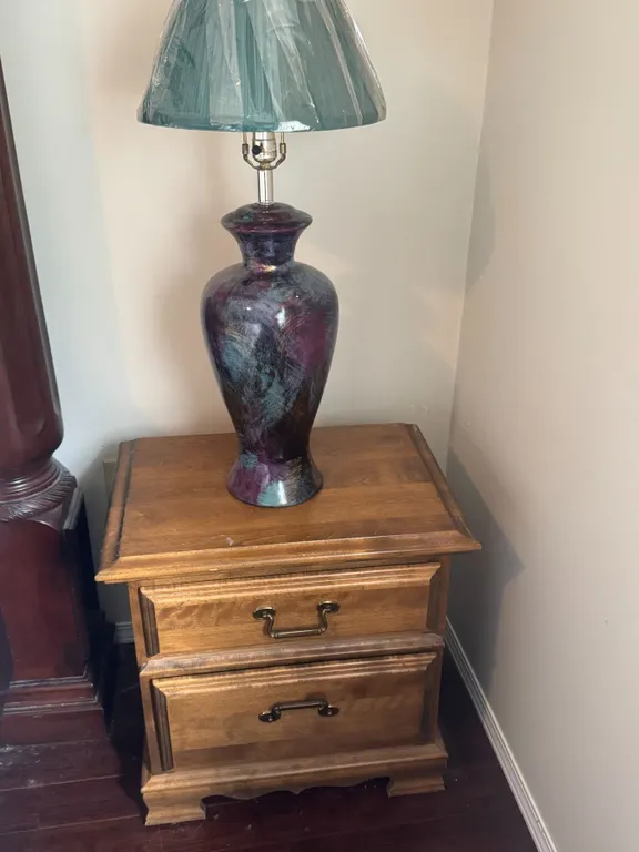 Cannel Furniture Night Stand Set w/Lamps