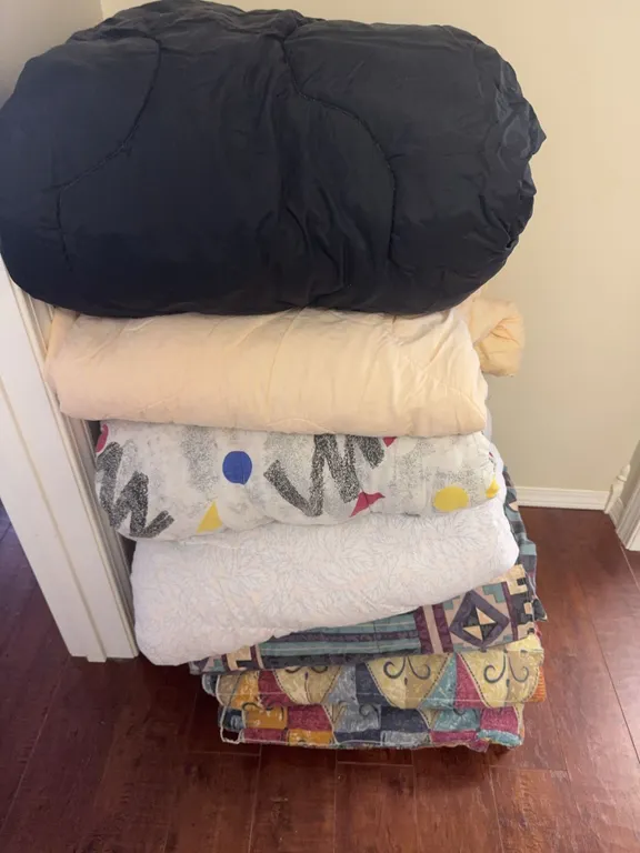 Comforters and Quilts Lot Queen