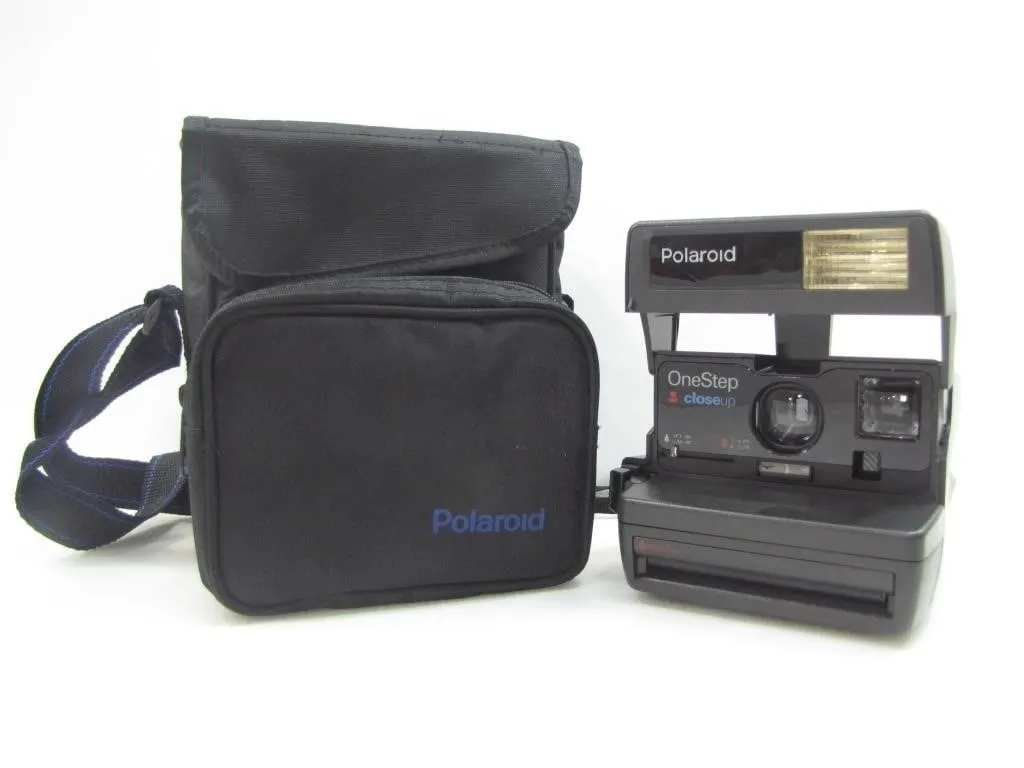 POLAROID ONESTEP CLOSEUP 600 INSTANT FILM CAMERA