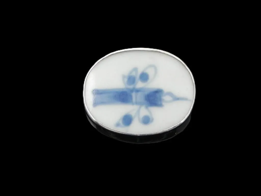 925 SILVER MING DYNASTY POTTERY SHARD BROOCH 6.5g