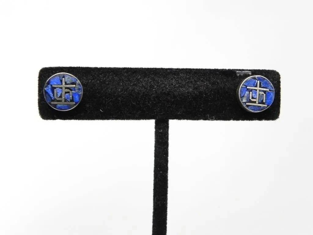 CHILE 950 SILVER PHYSICAL HEALTH RUNE EARRINGS 2g