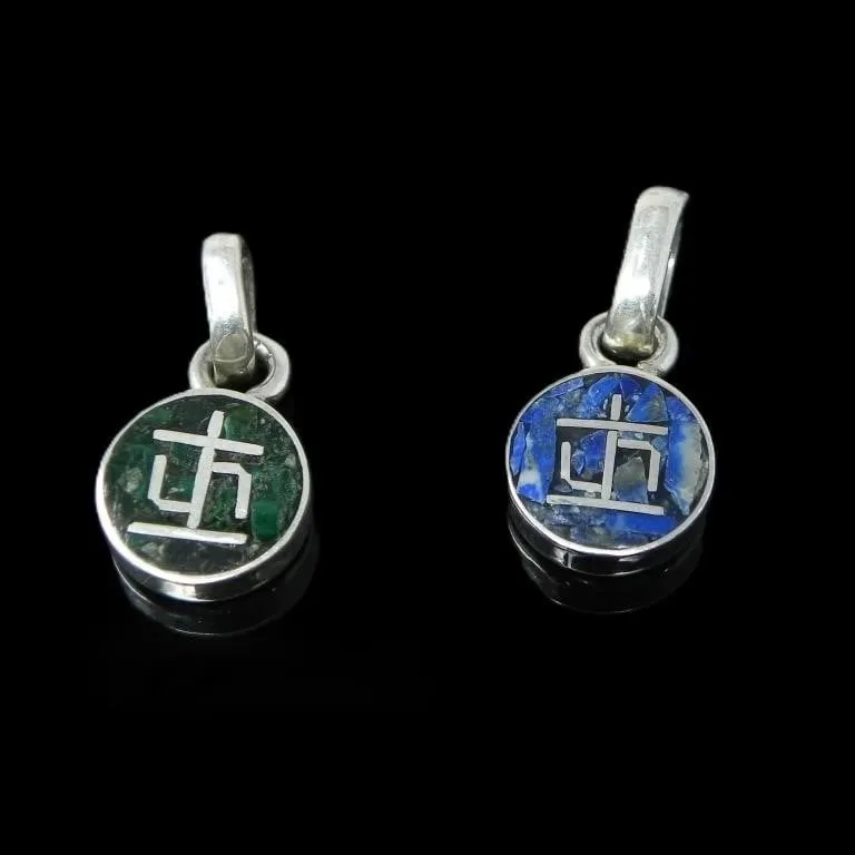 PAIR OF CHILE 950 SILVER RUNE PENDANTS 2.86g