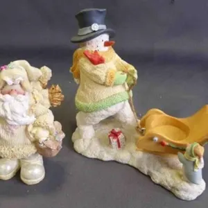 2 Vintage Resin Tabletop X-Mas/Holiday Figurines