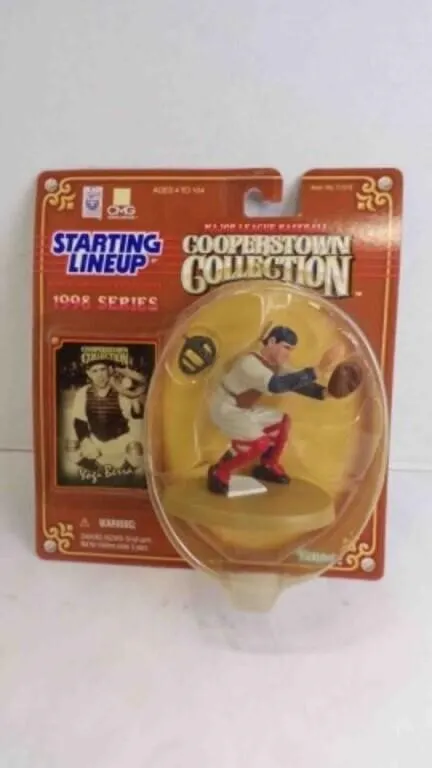 1998 Kenner Cooperstown Collection MLB Figurine