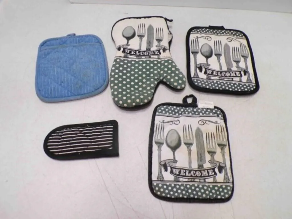 USED Pot Holders