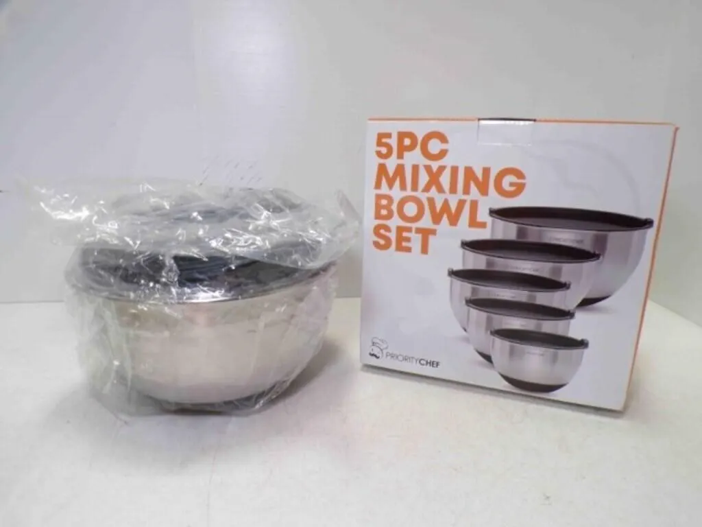 NEW Priority Chef 5 Piece Mixing Bowl Set w/Lids