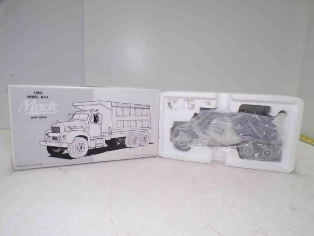 1997 First Gear 1960 Model B-61 Mack Dump Truck
