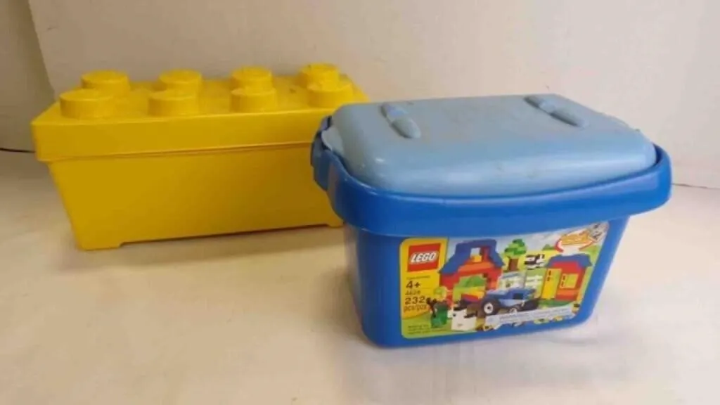 2 Classic LEGO Bricks & Blocks Sets For Ages 4+