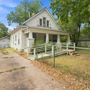 345 N GROVE ST - WICHITA, KS