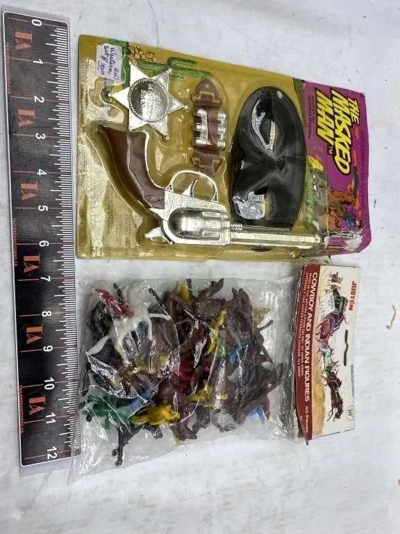 Masked Man Western Set & Cowboy/Indian Figures