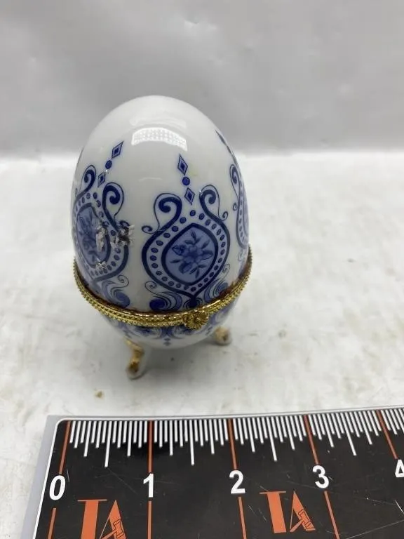 Blue & White Porcelain Egg Trinket Box, Footed