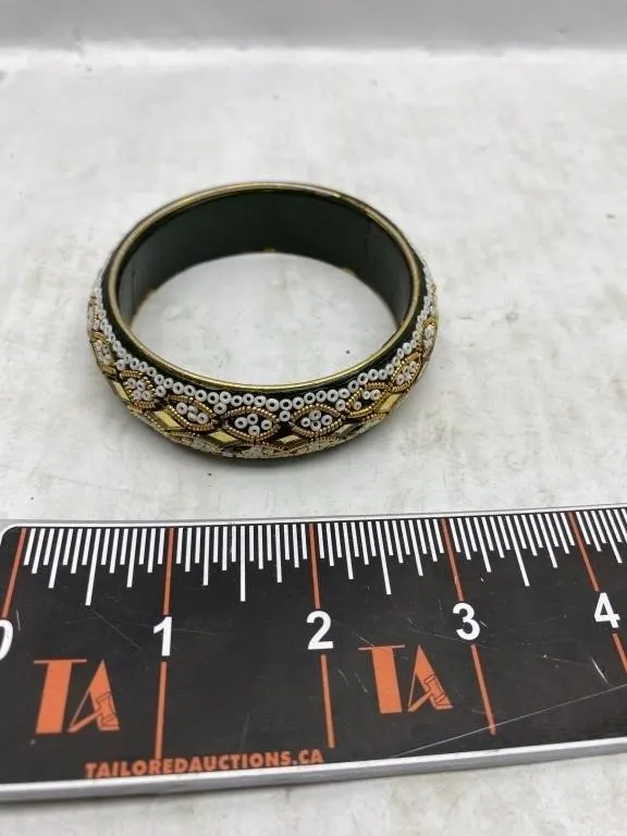 Beaded Bangle Bracelet with Mirror Accents