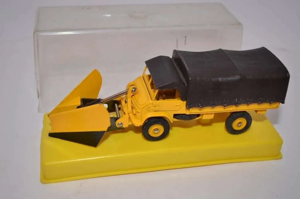 Dinky Toys No. 567 Mercedes-Benz Unimog