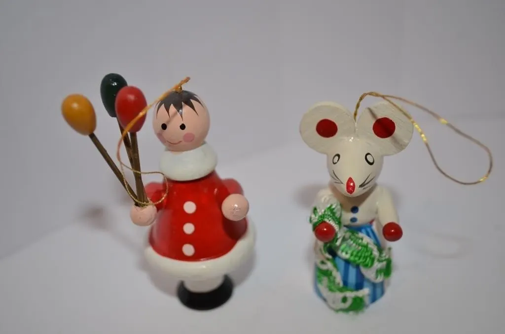 Vintage wooden Christmas ornaments feature a