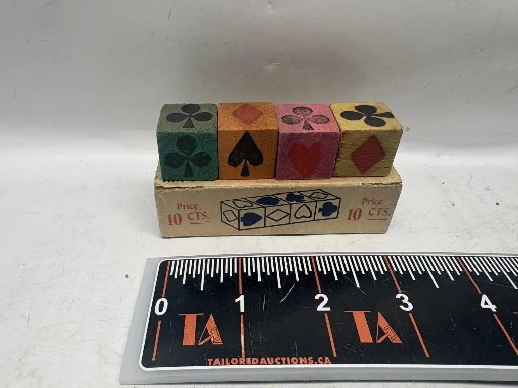Katzenjammer Puzzle Wooden Card-Suit Block Puzzle