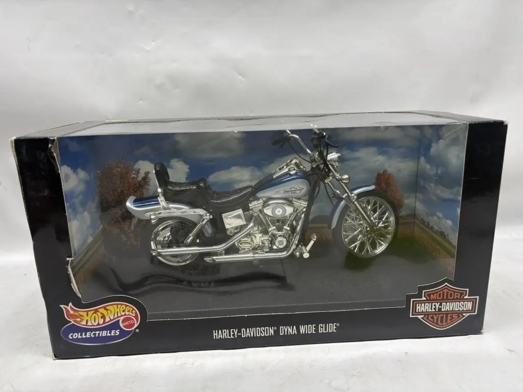 Hot Wheels Harley-Davidson Dyna Wide Glide 1:18
